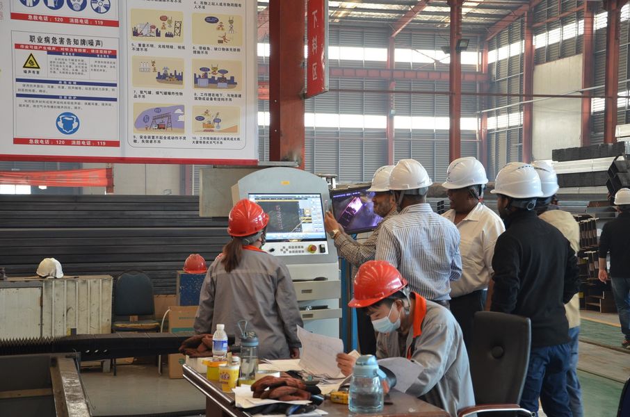 Qingdao KXD Steel Structure Co., Ltd linea di produzione del fabbricante