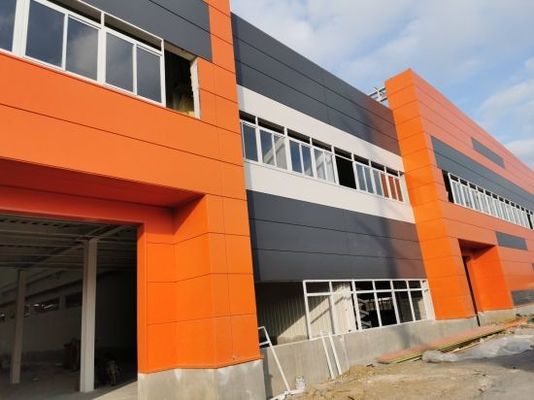 Laboratorio di costruzioni in acciaio pesante prefabbricato con struttura flessibile