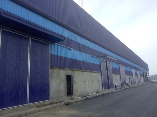 Metalli costruzione magazzino prefabbricato edificio pannelli sandwich sistemi di copertura per l'ottimizzazione dello spazio