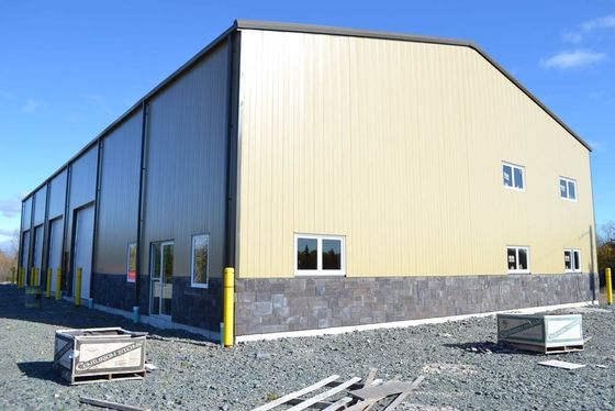 Struttura in acciaio Servizio auto Negozio struttura progettazione edilizia Ingegnere guidato sulla costruzione del sito