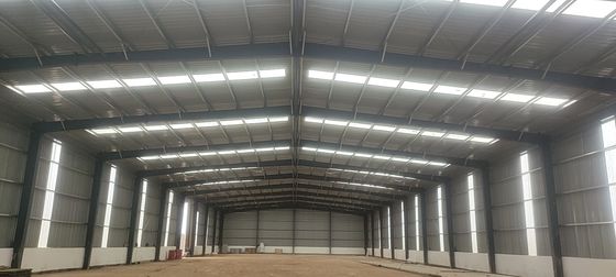 Installazione rapida struttura in acciaio a strato singolo telaio prefabbricato hangar di stoccaggio