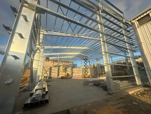 Superficie galvanizzata a caldo Ultimo aggiornamento A prezzi accessibili Edificio di costruzione in metallo moderno e contemporaneo