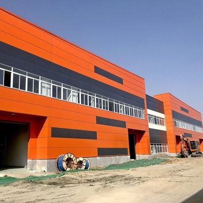 Prefabbricazione industriale di strutture in acciaio su misura