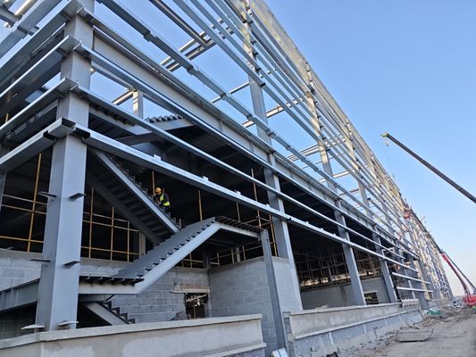 Pannello di alluminio decorativo e muro tenda di vetro progettato struttura in acciaio prefabbricata moderna edifici commerciali